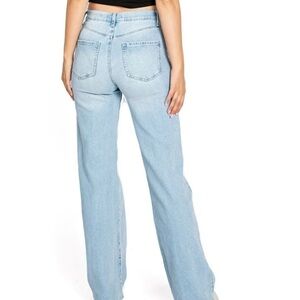 Celebrity Pink Regeneration Women's super High Rise Straight Leg Mom Jeans 11